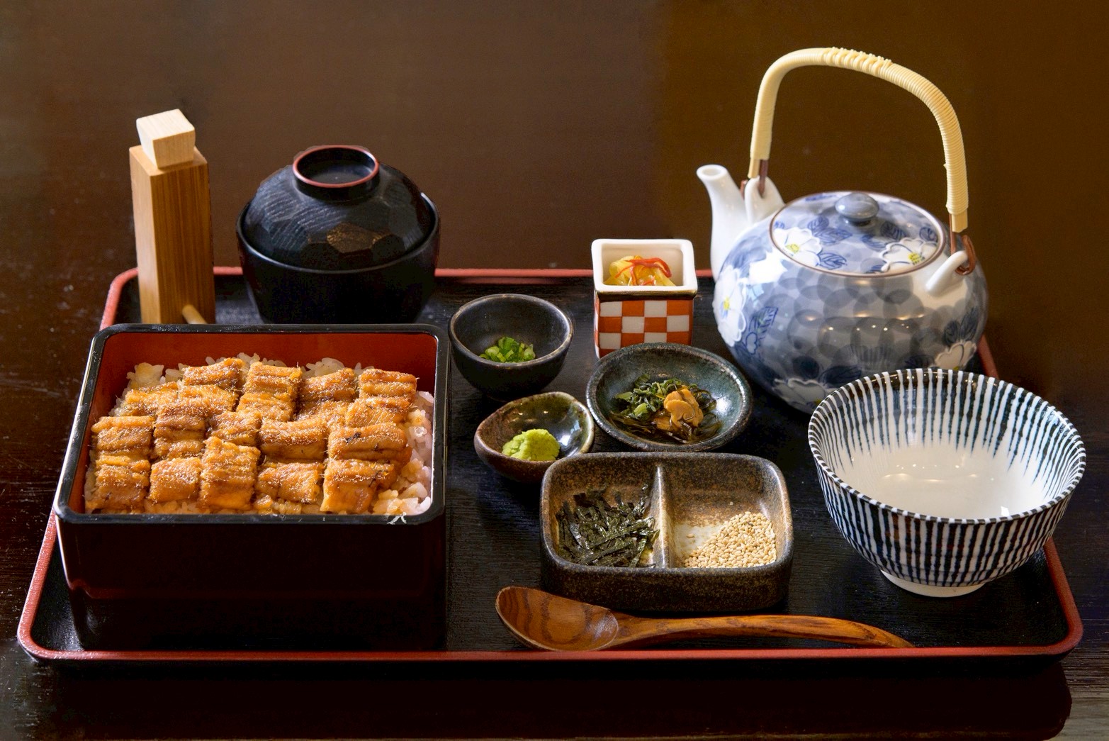 穴子まむし重(上)